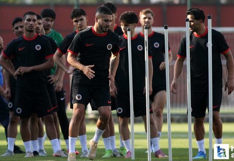 Gençlerbirliği, Beştepe İlhan Cavcav Tesisleri’nde top başı yaptı!