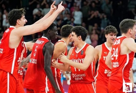 17 Yaş Altı Milli Basketbol Takımı, Dünya Kupası'nda yarı finale yükseldi