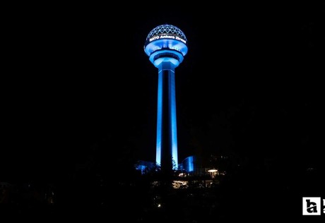 Ankara'da Atakule'ye NATO Zirvesi için özel ışıklandırma