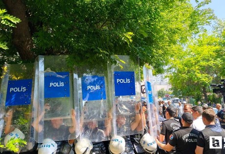 Ankara'da NATO karşıtı eylemlerde 30'dan fazla kişi gözaltına alındı
