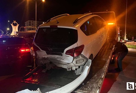 Çorum'da zincirleme trafik kazasında 2'si polis, 4 kişi yaralandı