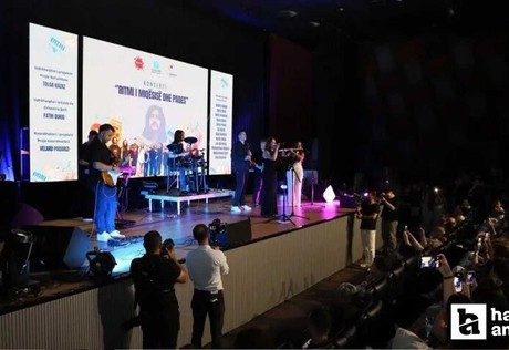 Barış Manço, Kosova'da düzenlenen özel konser ile anıldı!