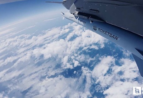 Bayraktar KIZILELMA süpersonik füze ile hedefi tam isabet vurmayı başardı