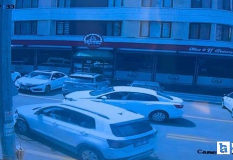 Çankaya'da panikleyen sürücünün aracıyla 7 otomobile çarptığı iddia edildi