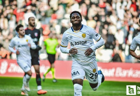 MKE Ankaragücü’nden Renaldo Cephas için FİFA hamlesi!