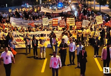 15 Temmuz'un 10. yılında Cumhurbaşkanlığı Külliyesi'ne yürüyüş düzenlendi