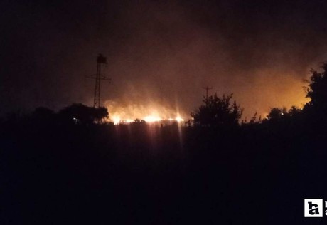 Güdül'de akşam saatlerinde arazi yangını çıktı