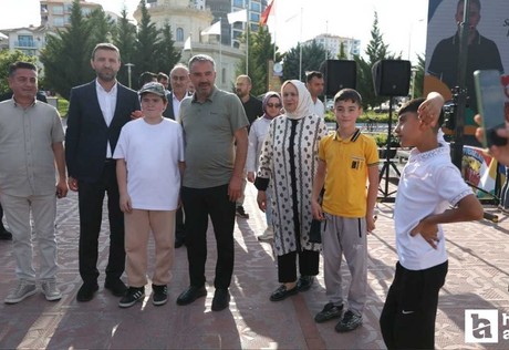 Pursaklar Belediyesinin düzenlediği çocuk şenliği başladı!