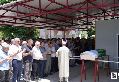 Çubuk'ta vefat eden şehit annesi son yolculuğuna uğurlandı