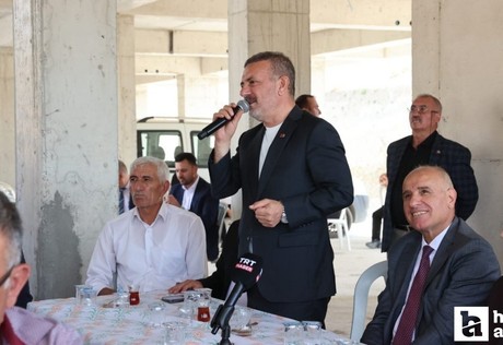 Sincan'da kimsesiz engellilere yönelik huzurevi inşaat projesi alanında aşure ikramı yapıldı