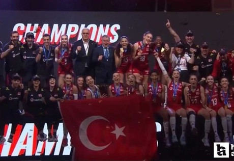 Mehmetçikten Filenin Sultanları’na özel tebrik videosu!
