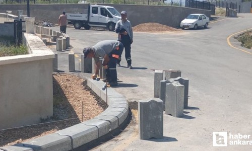 Pursaklar Belediyesi kaldırım çalışmalarına devam ediyor