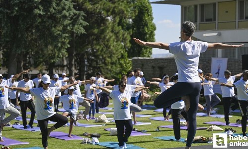 Ankara'da Uluslararası Yoga Günü etkinliği yapıldı