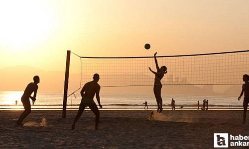 Plaj voleybolu nasıl oynanır, kuralları nelerdir?