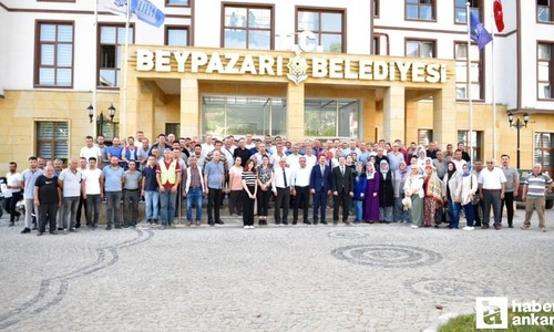 Beypazarı Belediye Başkanı Kasap belediye personeli ile bayramlaştı