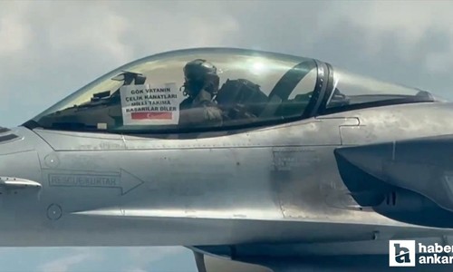 Mehmetçiklerimiz Bizim Çocuklar’a Hollanda maçı öncesi başarılar diledi