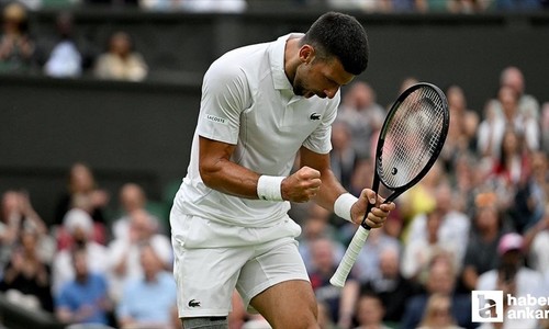 Wimbledon 3’üncü Grand Slam’de Djokovic çeyrek finale yükseldi!