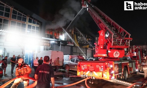 Ankara'daki Başkent Oto Sanayi Sitesi'nde yangın çıktı