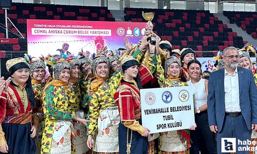 Yenimahalle Belediyesinden büyük gurur! Halk Dansları topluluğu şampiyon oldu