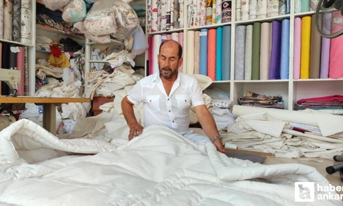 20 metrekare alanda 40 yıldır yorgan dikiyor! Yanında çalışacak çırak bulamıyor