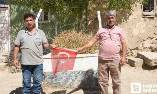 Ankara Polatlı'da bulunan evin avlusunda 103 yıllık şehit yatıyor
