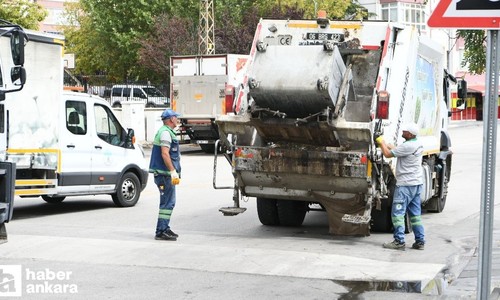 Mamak Belediyesi Kayaş Caddesi’nde temizlik çalışması başlattı