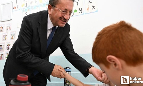 Altındağ Belediye Başkanı Tiryaki öğrencilerin ilk gün heyecanına ortak oldu