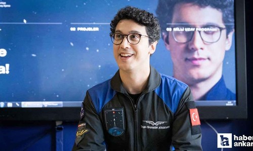 Türkiye'nin ikinci astronotu Ankara'da öğrencilerle buluştu