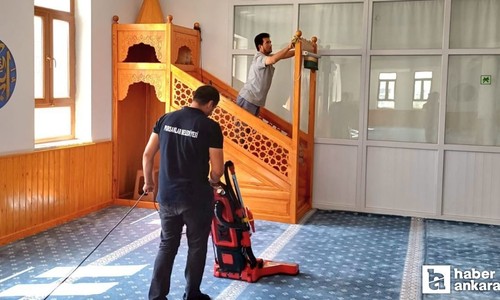 Pursaklar Belediyesi ilçe camilerini temizlemeyi sürdürüyor
