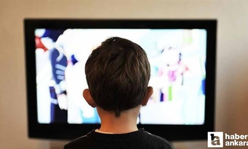 Okul çağındaki çocuklar için ekran süresi uyarısı yapıldı