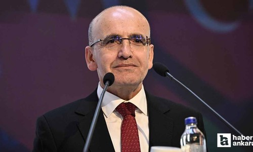 Bakan Şimşek: Enflasyonun düşmesi fiyatların düşmesi anlamına gelmiyor