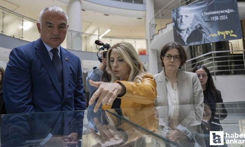 Kültür Bakanı Mehmet Nuri Ersoy Ankara'da sergi ziyareti yaptı!
