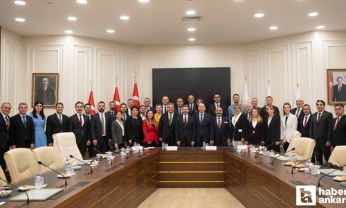 Ankara'da Çalışma Bakanlığı yönetiminde Emekliler Yılı toplantısı yapıldı!