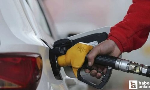 Akaryakıt fiyatlarına çifte zam: Motorin ve benzin fiyatları değişiyor
