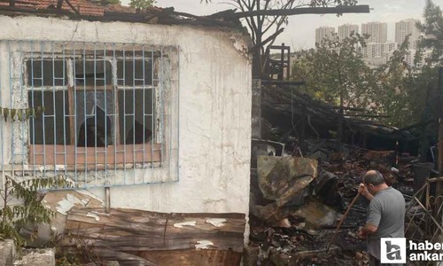 Ankara'da yemek yapmak için sobayı yakan kadının neden olduğu yangın evi kül etti!