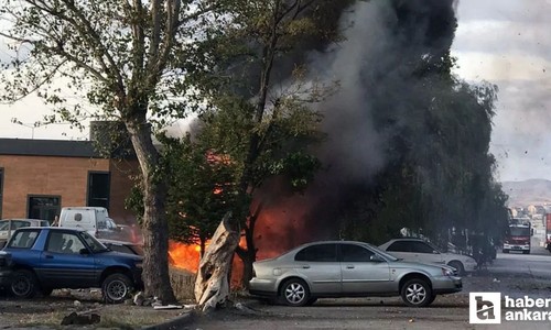 Ankara Etimesgut'ta otopark yangını: 5 araç kül oldu!