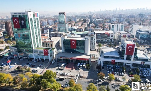 Ankara 29 Ekim'de kırmızı beyaz renklere büründü