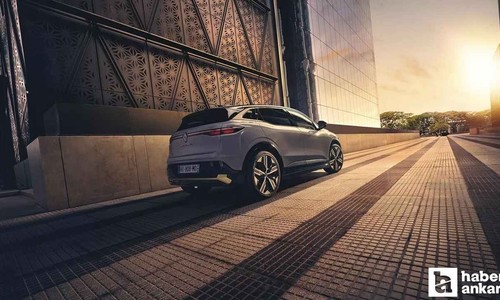 Renault Megane E-Tech Kasım kampanyası ile 29.167 TL taksitle satışa çıkarıldı!