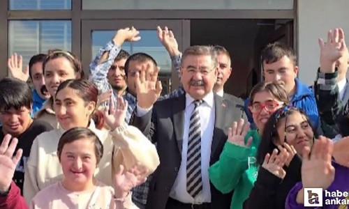 Gölbaşı Belediyesi UYUM'da eğitim gören özel bireyler ile bir araya geldi