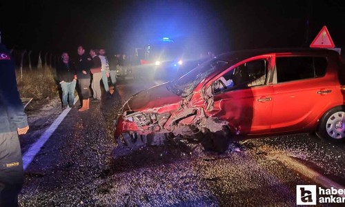 Çorum 'da trafik kazasında hurdaya dönen araçlardan 7 yaralı çıkarıldı