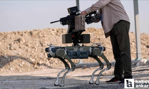 Silahlı robot köpek "Bars" keskin nişancı yarışında hedefi 12'den vurdu!