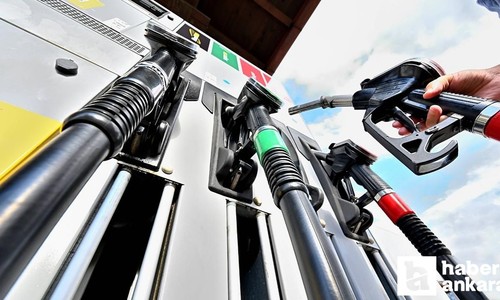 Benzin fiyatlarına 62 kuruşluk indirim geliyor