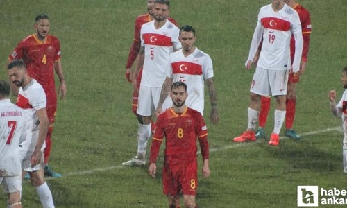 Karadağ karşısında 3-1 kaybeden Türkiye grup birinciliğini Galler'e kaptırdı