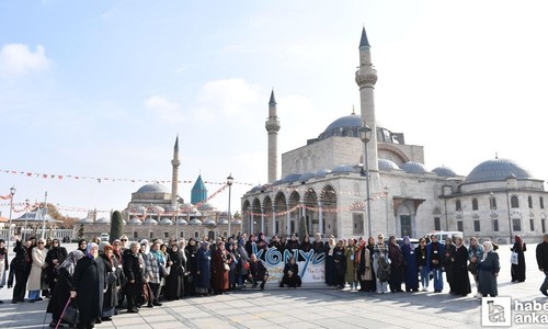 Altındağ Belediyesi ilçe kadınlarına Konya'yı gezdirdi