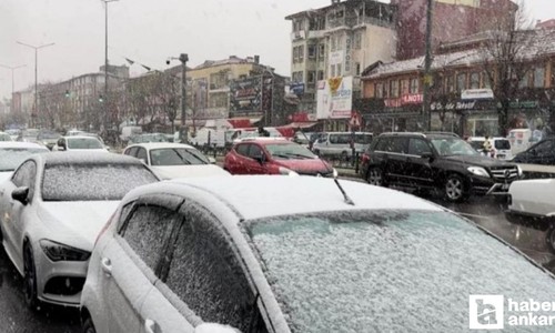 Bursa Ankara kara yolu beyaza büründü