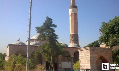 Ankara’nın tarihi camileri asırlara meydan okuyorlar