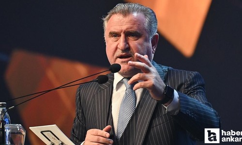 Bakan Bak madalya kazanan para dans sporcuları için tebrik mesajı yayımladı