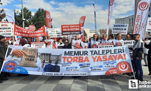 Ankara'da memurlar Maliye Bakanlığı önünde eylem yapıp taleplerini açıkladılar