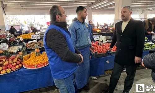 Pursaklar Belediye Başkanı Çetin pazar esnafı ve vatandaşları ziyaret etti
