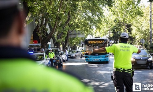 Bakan Yerlikaya yeni yıl tedbirleri kapsamında 2 milyondan fazla aracın denetlendiğini açıkladı